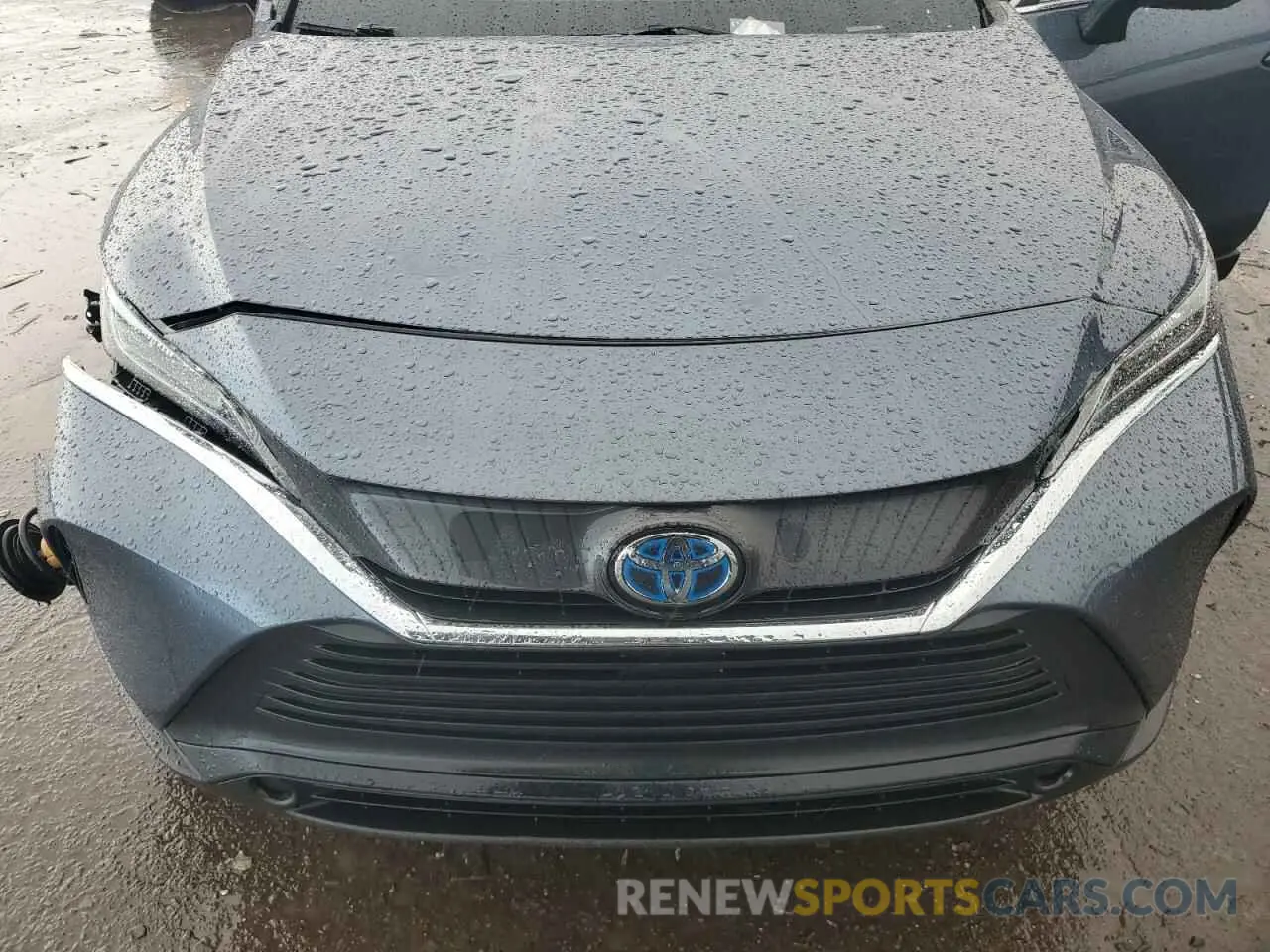 13 Photograph of a damaged car JTEAAAAH2MJ073247 TOYOTA VENZA 2021