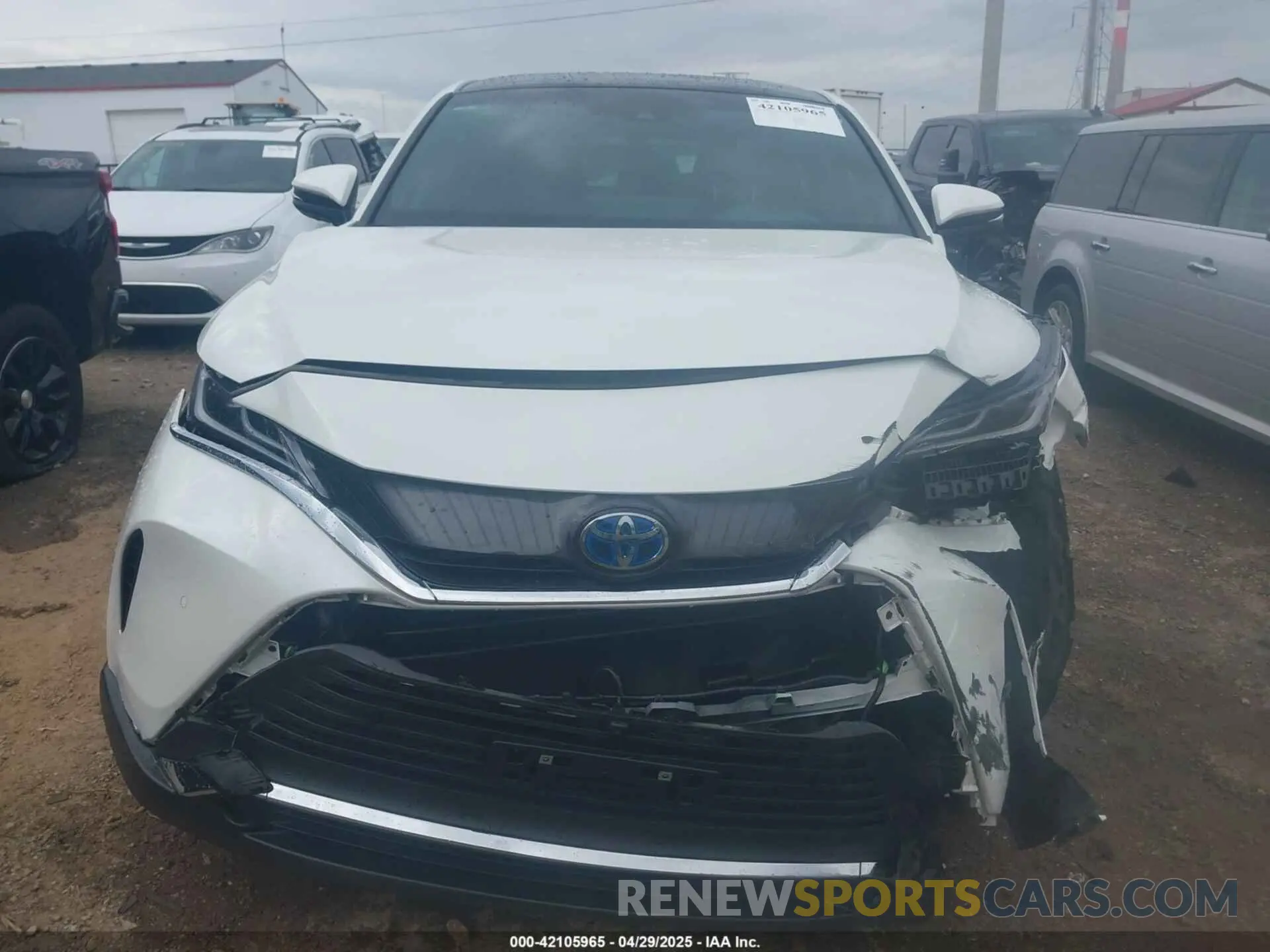 12 Photograph of a damaged car JTEAAAAH2MJ084510 TOYOTA VENZA 2021