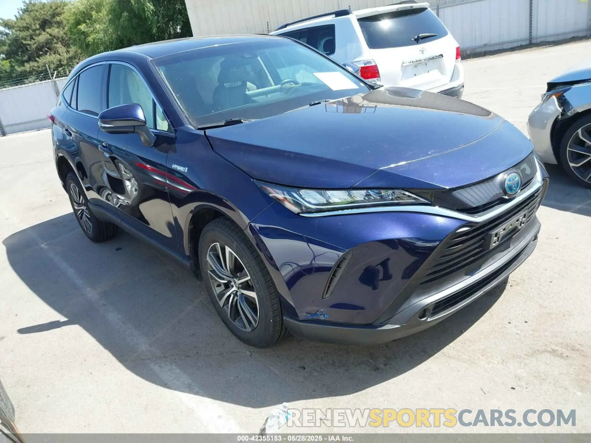 1 Photograph of a damaged car JTEAAAAH3MJ002154 TOYOTA VENZA 2021