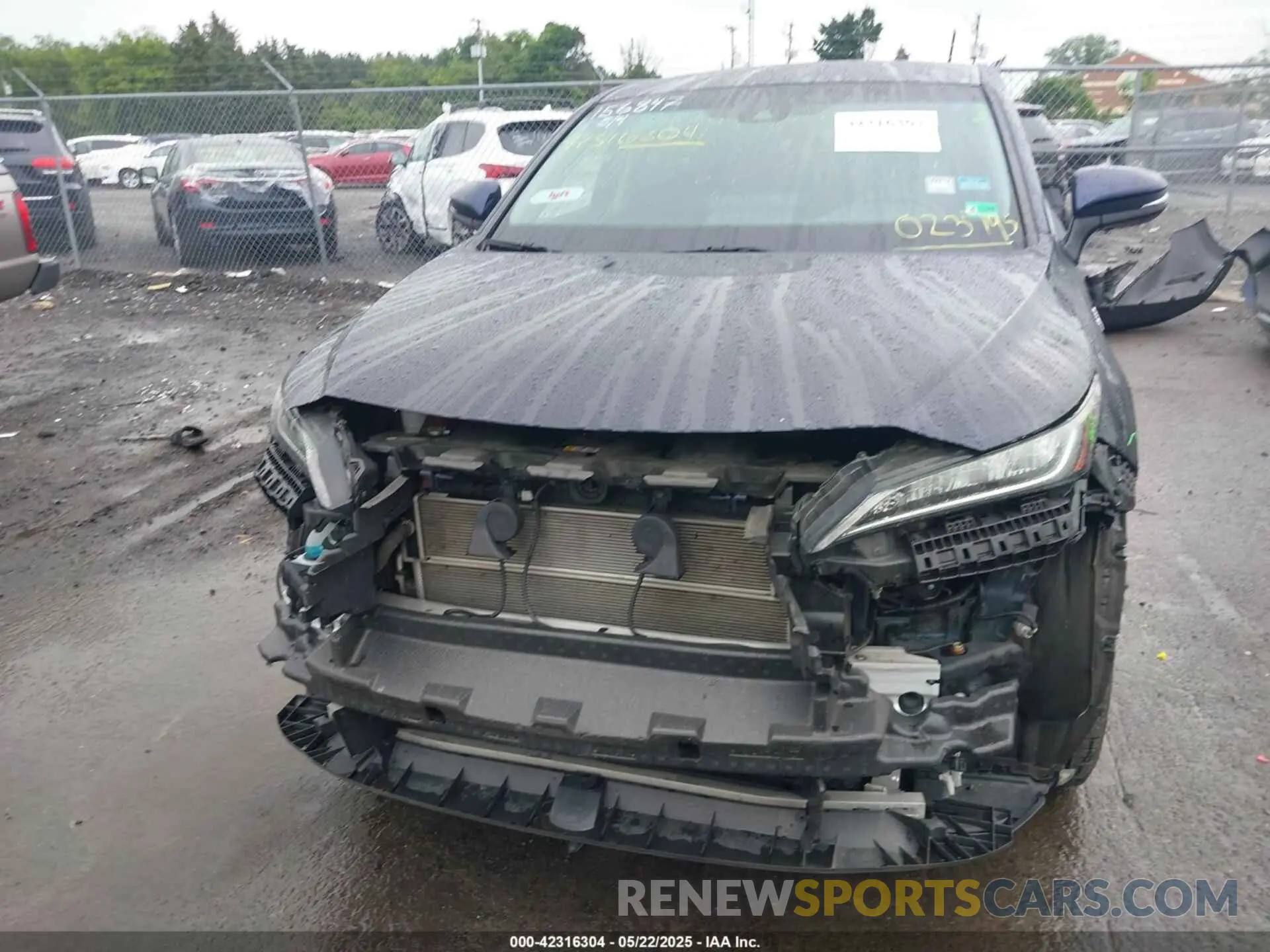 13 Photograph of a damaged car JTEAAAAH3MJ023795 TOYOTA VENZA 2021