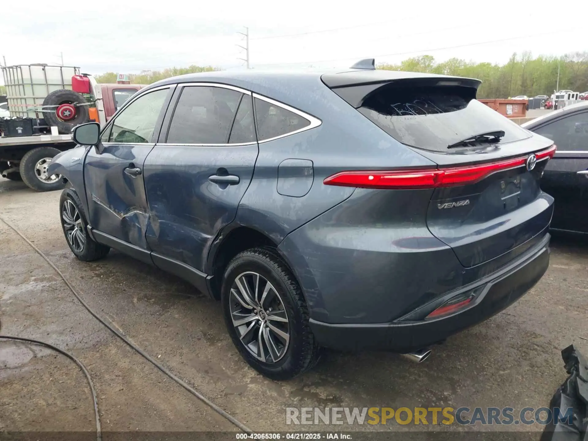 3 Photograph of a damaged car JTEAAAAH3MJ025031 TOYOTA VENZA 2021
