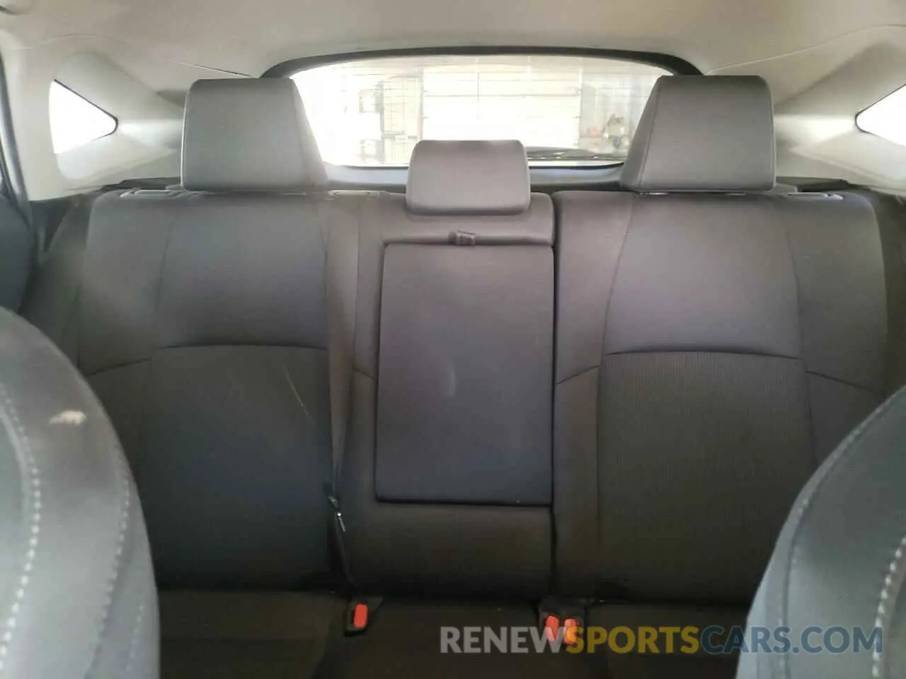 10 Photograph of a damaged car JTEAAAAH3MJ044484 TOYOTA VENZA 2021