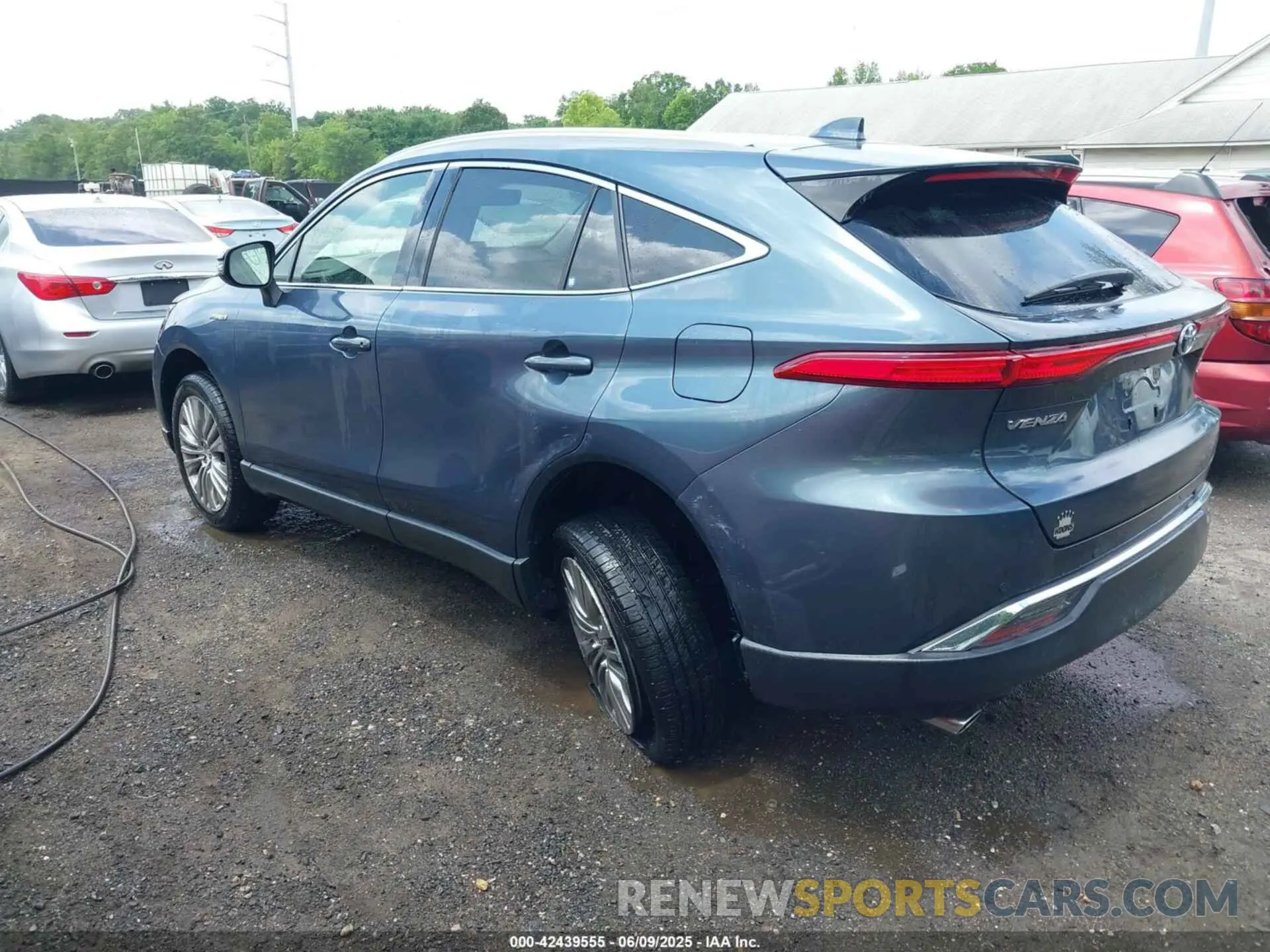 3 Photograph of a damaged car JTEAAAAH3MJ046493 TOYOTA VENZA 2021