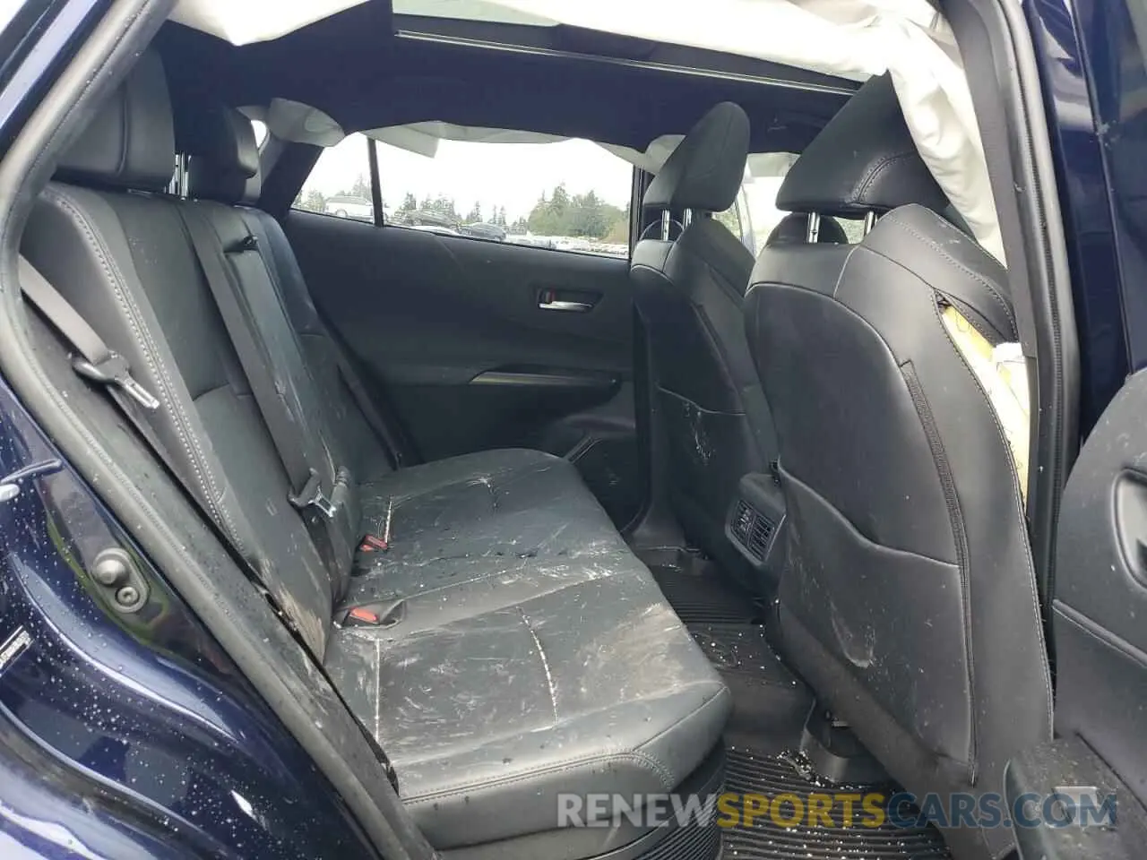 11 Photograph of a damaged car JTEAAAAH3MJ063729 TOYOTA VENZA 2021