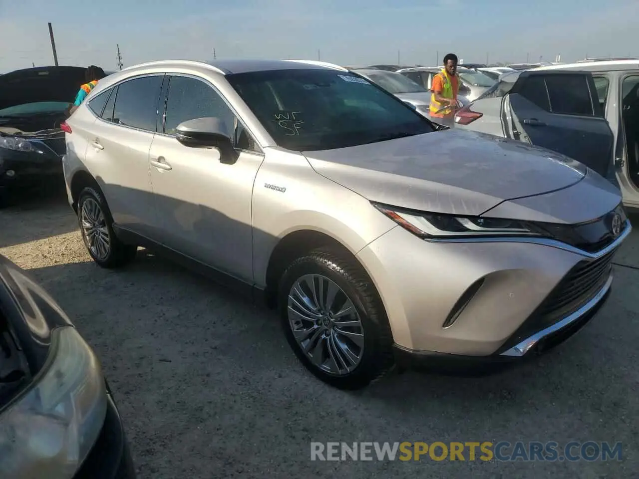 4 Photograph of a damaged car JTEAAAAH3MJ079347 TOYOTA VENZA 2021