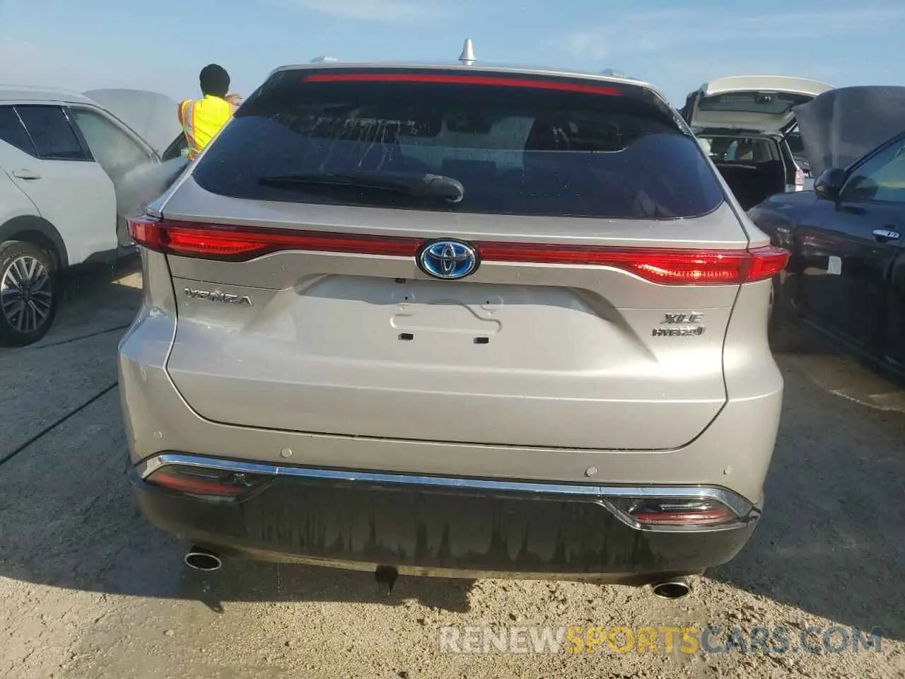 6 Photograph of a damaged car JTEAAAAH3MJ079347 TOYOTA VENZA 2021