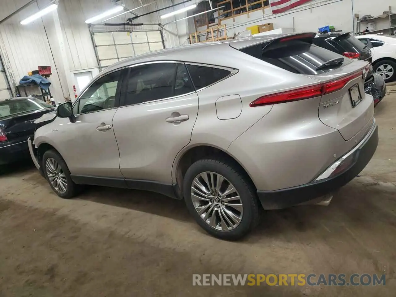 2 Photograph of a damaged car JTEAAAAH4MJ002843 TOYOTA VENZA 2021