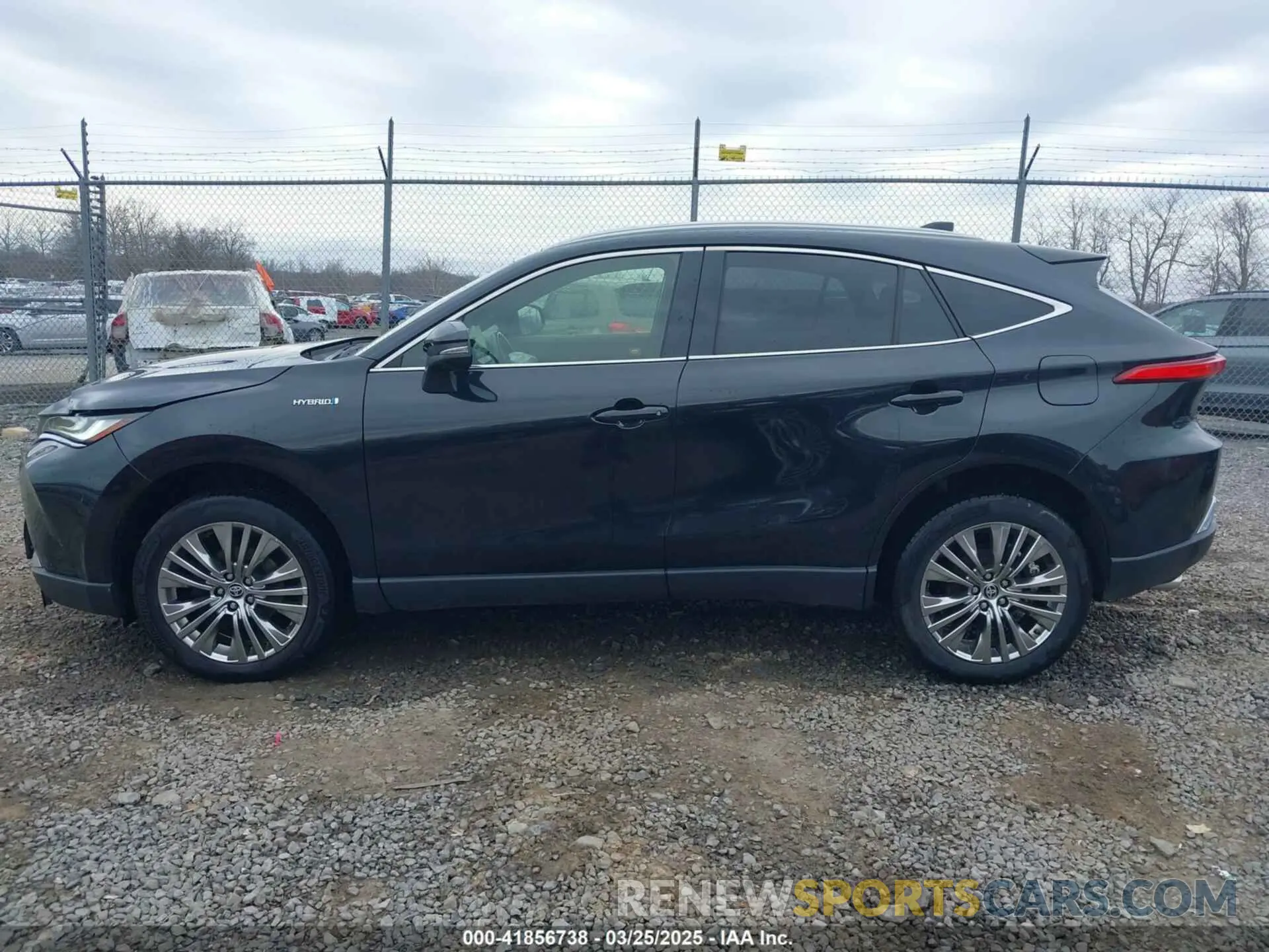 14 Photograph of a damaged car JTEAAAAH4MJ005080 TOYOTA VENZA 2021