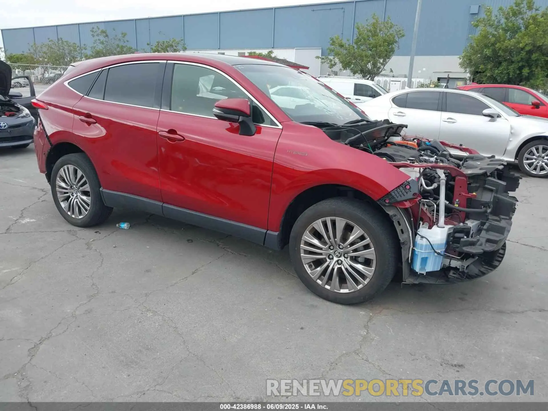 1 Photograph of a damaged car JTEAAAAH4MJ015060 TOYOTA VENZA 2021