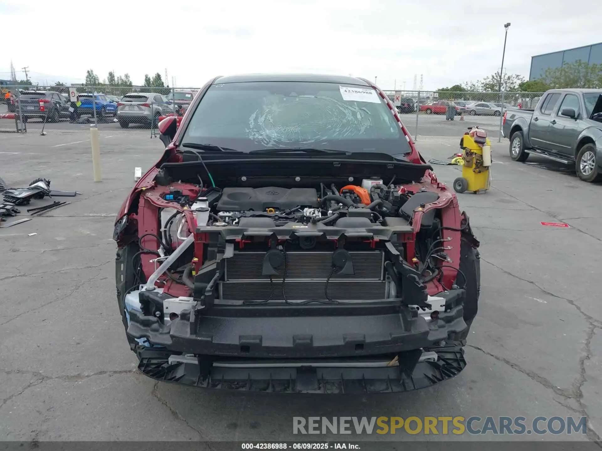 13 Photograph of a damaged car JTEAAAAH4MJ015060 TOYOTA VENZA 2021