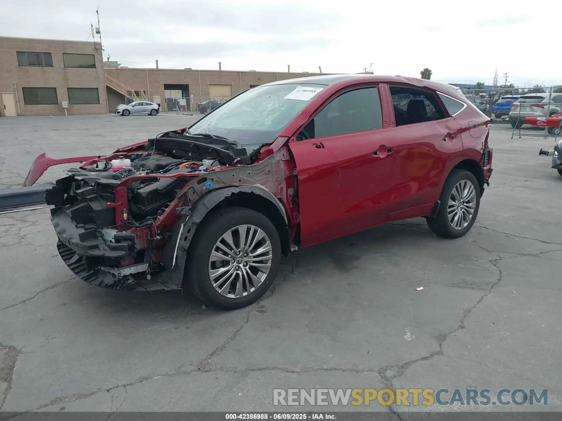 2 Photograph of a damaged car JTEAAAAH4MJ015060 TOYOTA VENZA 2021