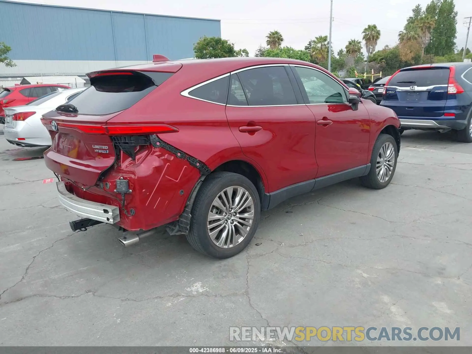 4 Photograph of a damaged car JTEAAAAH4MJ015060 TOYOTA VENZA 2021