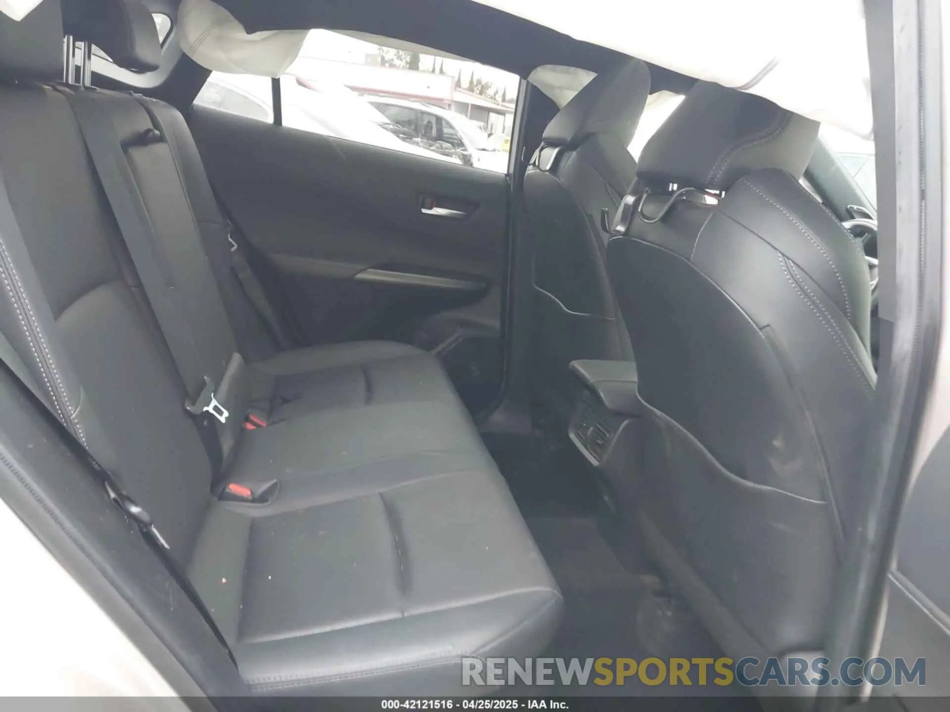 8 Photograph of a damaged car JTEAAAAH4MJ045675 TOYOTA VENZA 2021