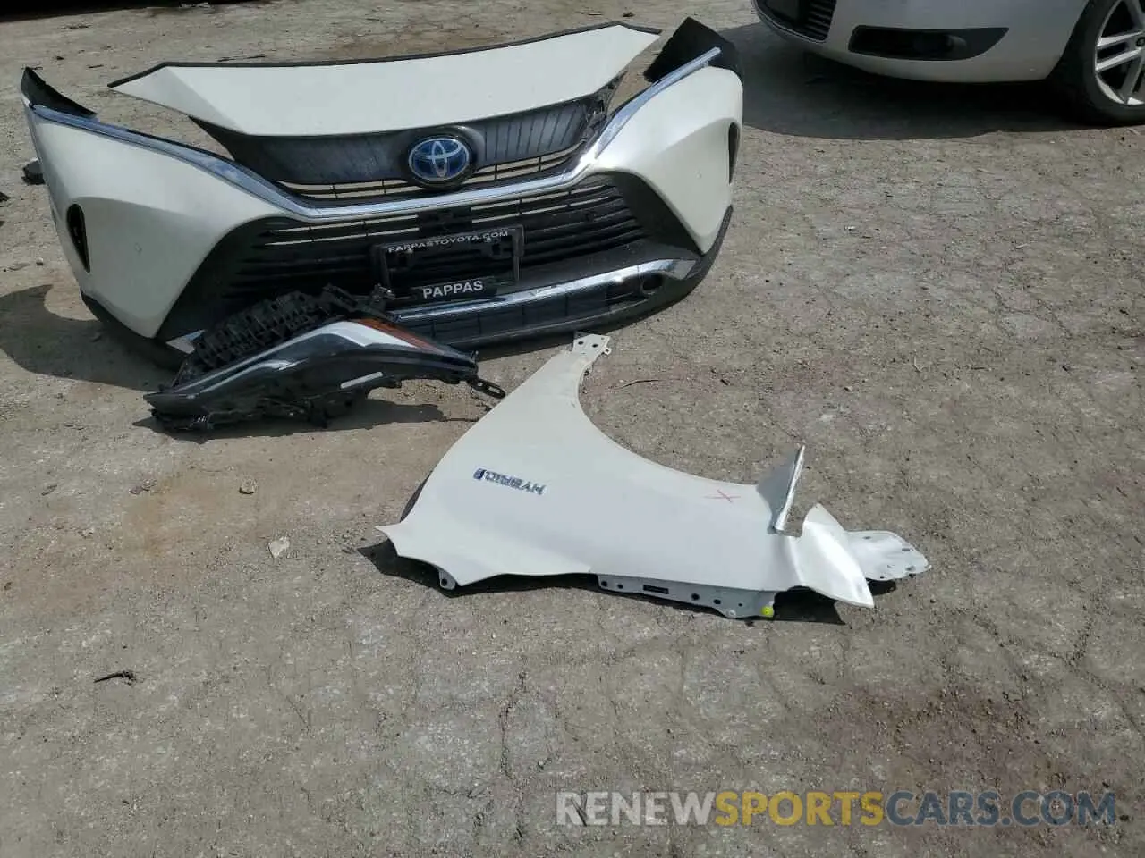 12 Photograph of a damaged car JTEAAAAH4MJ070611 TOYOTA VENZA 2021