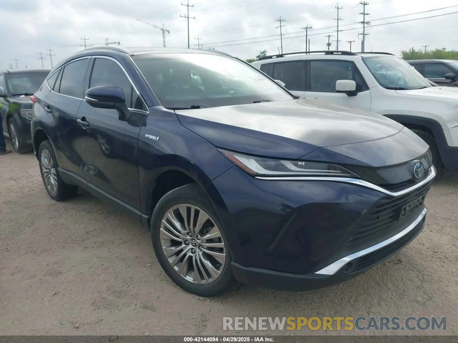 1 Photograph of a damaged car JTEAAAAH5MJ003354 TOYOTA VENZA 2021