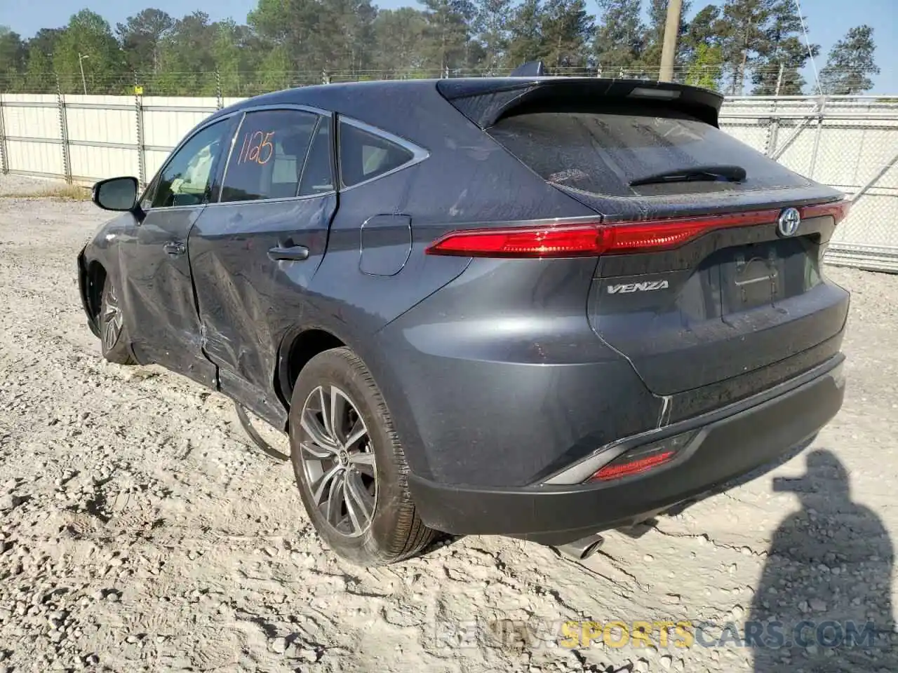 3 Photograph of a damaged car JTEAAAAH5MJ026472 TOYOTA VENZA 2021