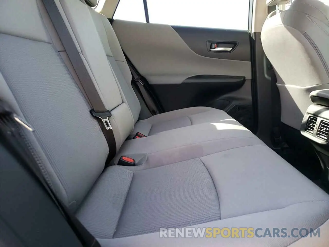 11 Photograph of a damaged car JTEAAAAH5MJ028481 TOYOTA VENZA 2021