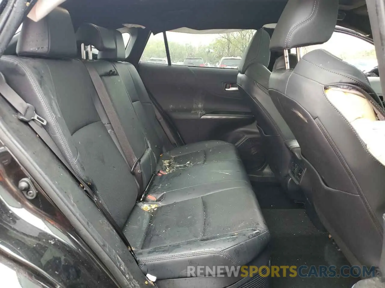 11 Photograph of a damaged car JTEAAAAH5MJ028593 TOYOTA VENZA 2021