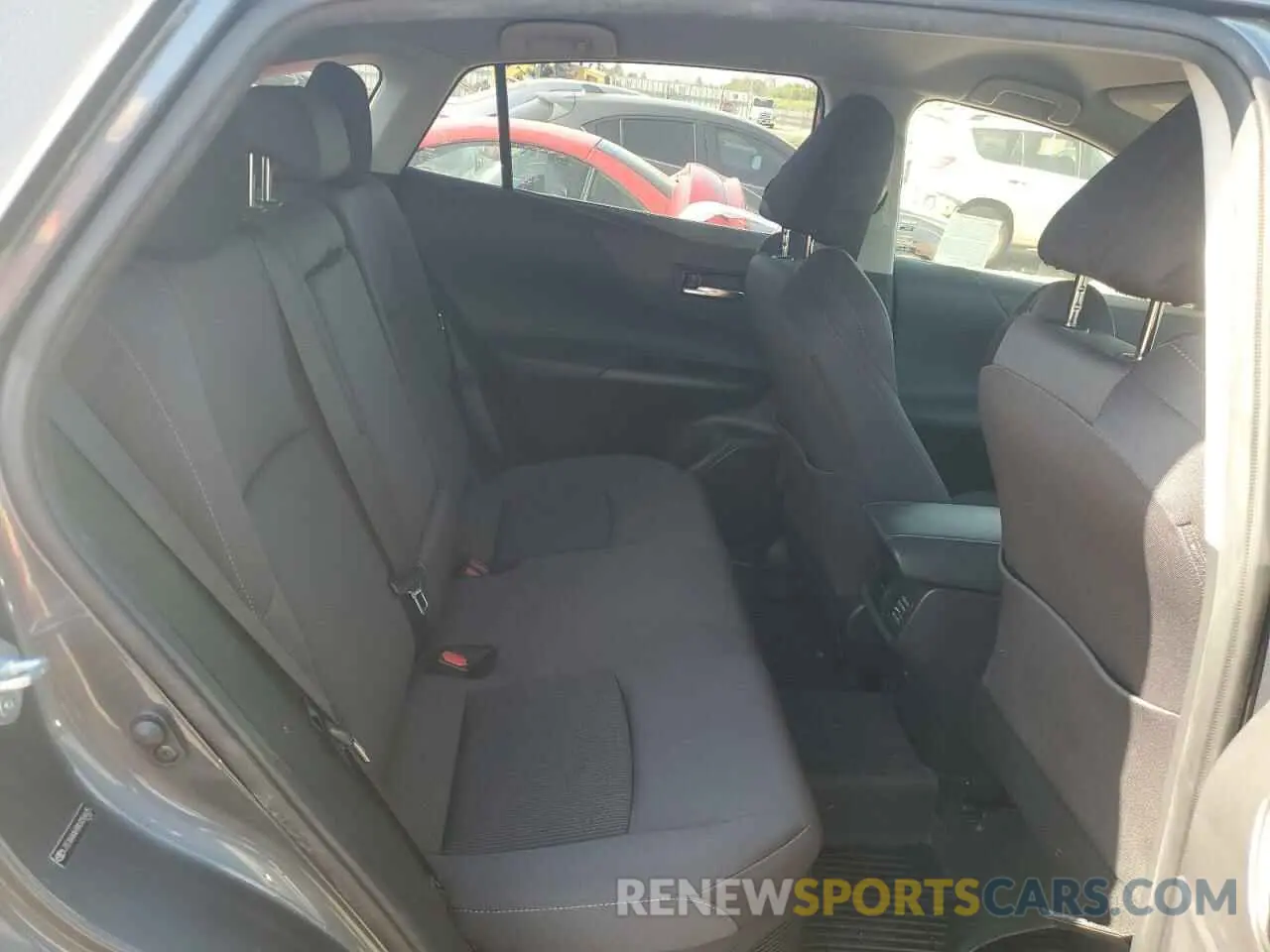 11 Photograph of a damaged car JTEAAAAH5MJ056605 TOYOTA VENZA 2021