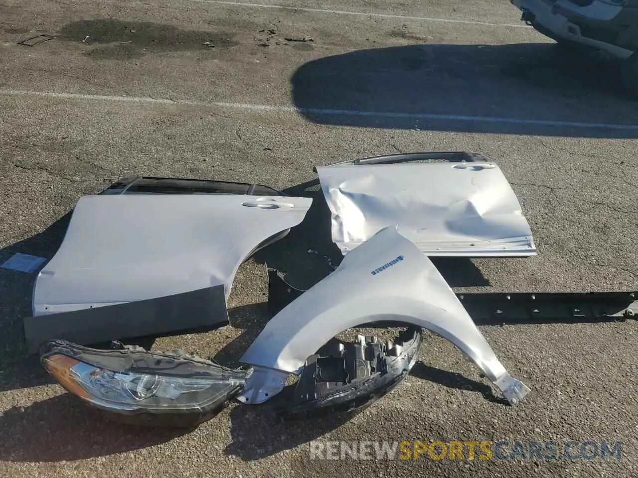 13 Photograph of a damaged car JTEAAAAH5MJ061125 TOYOTA VENZA 2021