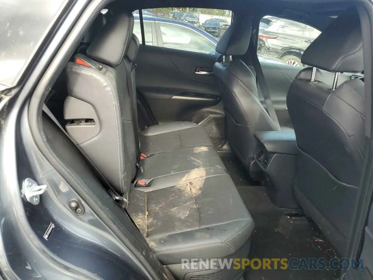 11 Photograph of a damaged car JTEAAAAH5MJ063358 TOYOTA VENZA 2021