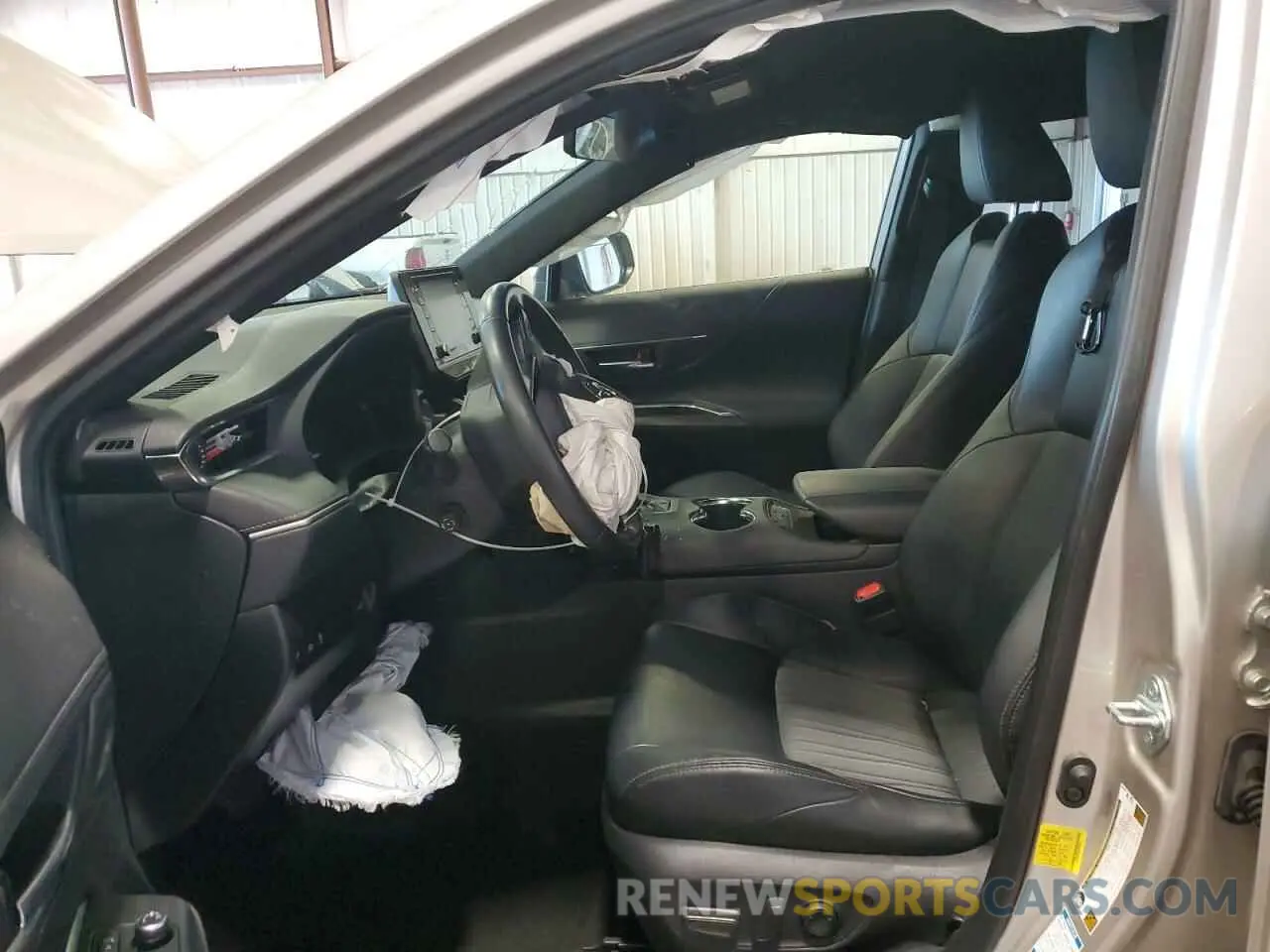 7 Photograph of a damaged car JTEAAAAH6MJ010121 TOYOTA VENZA 2021