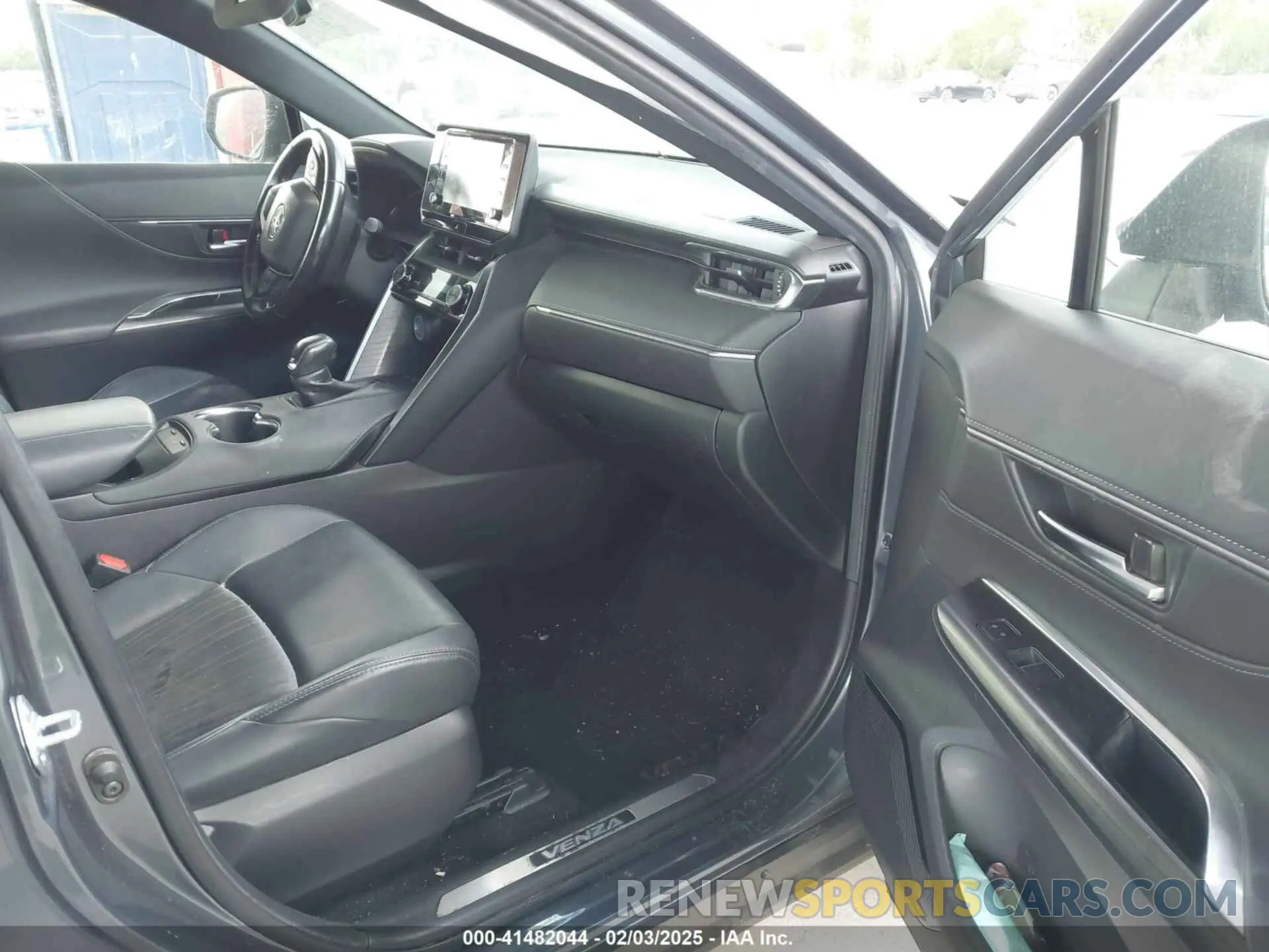 5 Photograph of a damaged car JTEAAAAH6MJ012502 TOYOTA VENZA 2021