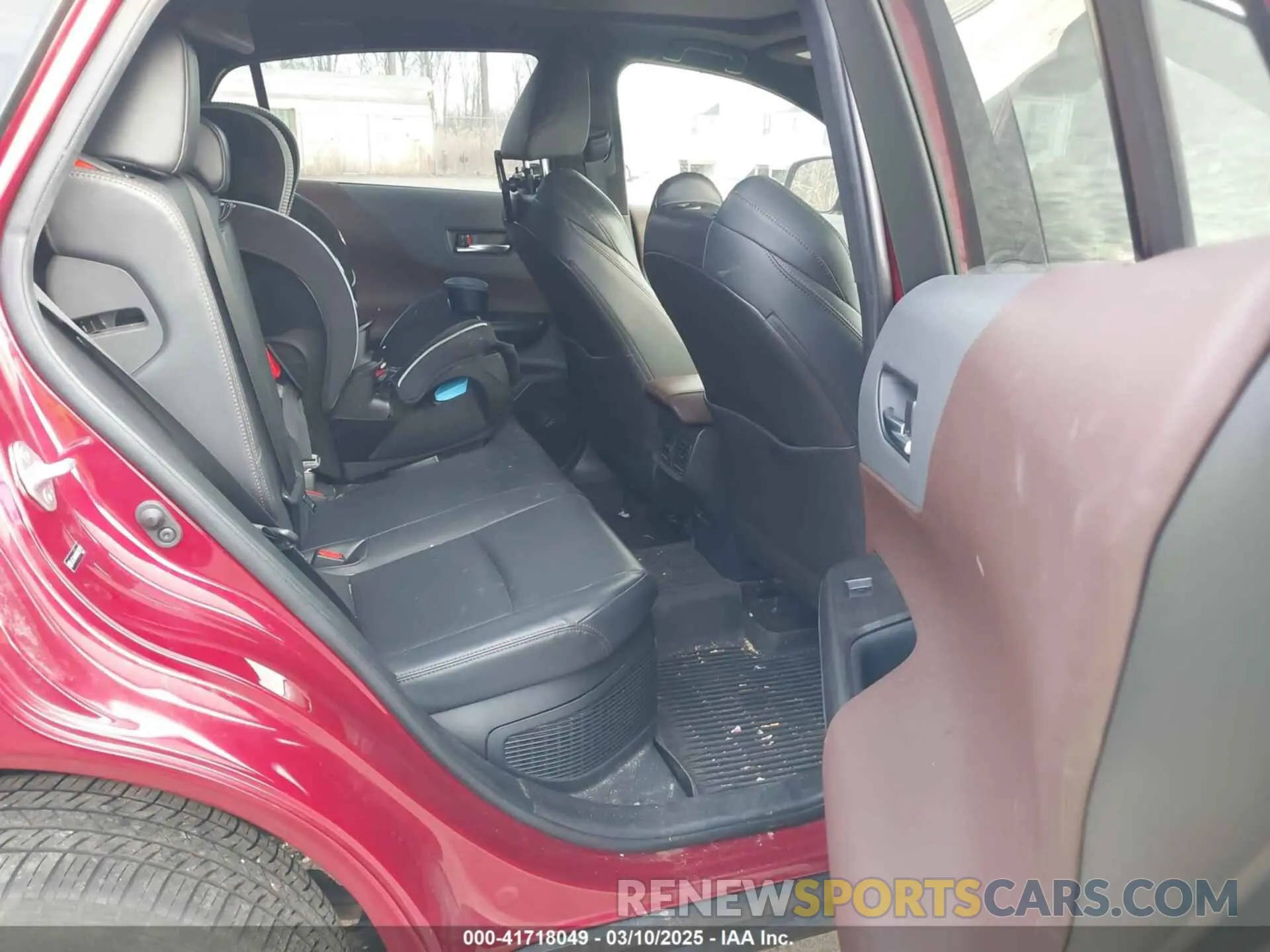 8 Photograph of a damaged car JTEAAAAH6MJ024911 TOYOTA VENZA 2021