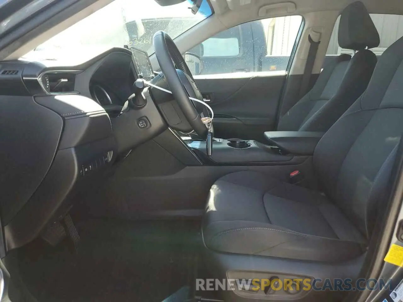 7 Photograph of a damaged car JTEAAAAH6MJ028697 TOYOTA VENZA 2021