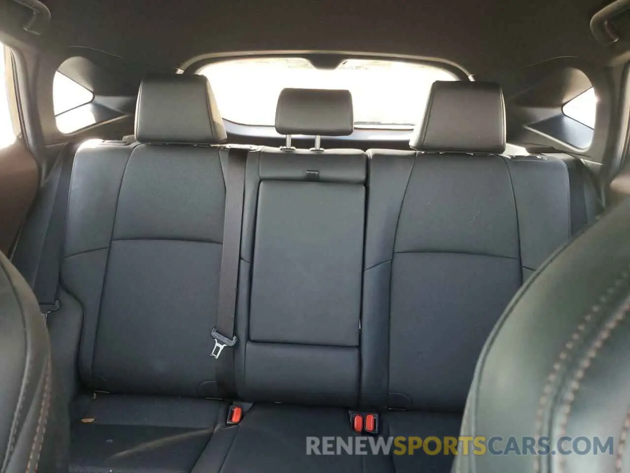 10 Photograph of a damaged car JTEAAAAH6MJ072098 TOYOTA VENZA 2021