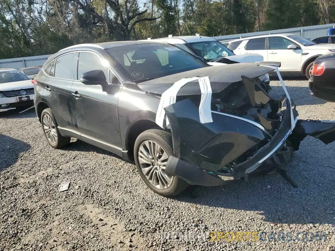 4 Photograph of a damaged car JTEAAAAH6MJ072098 TOYOTA VENZA 2021