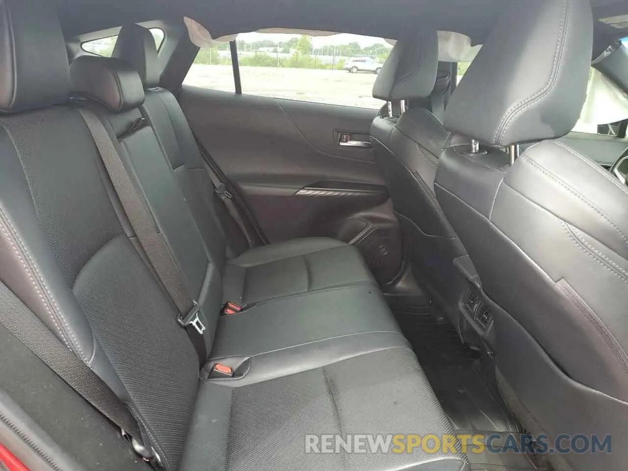 11 Photograph of a damaged car JTEAAAAH6MJ078290 TOYOTA VENZA 2021