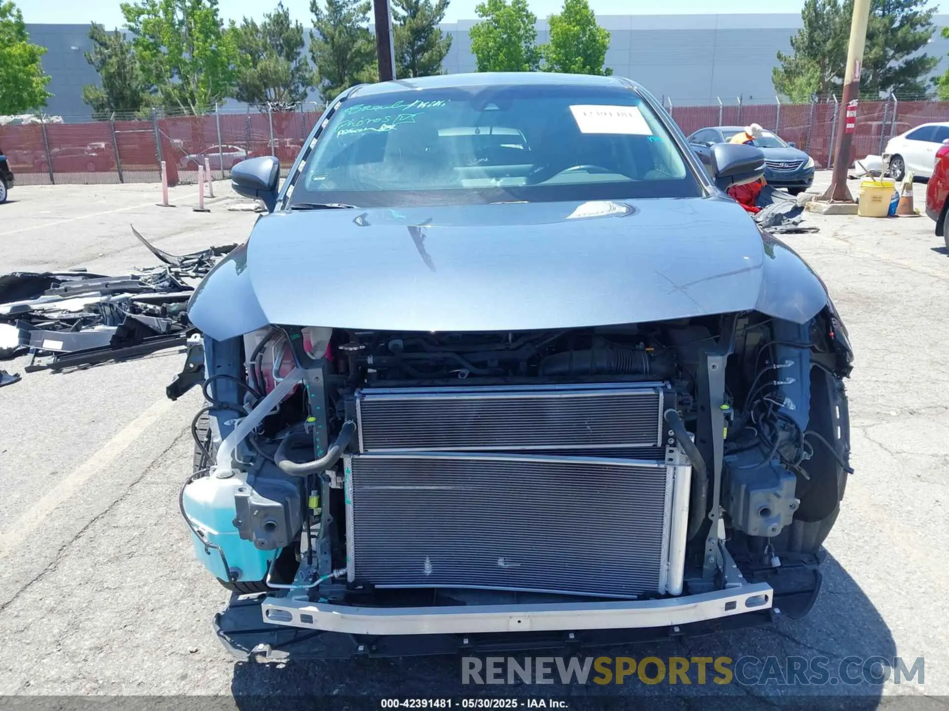 13 Photograph of a damaged car JTEAAAAH6MJ078452 TOYOTA VENZA 2021