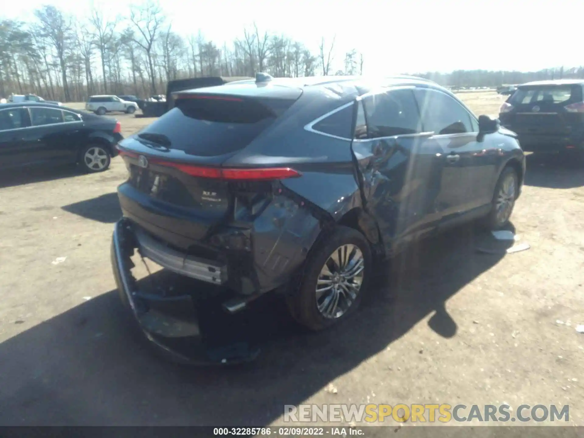 4 Photograph of a damaged car JTEAAAAH7MJ016638 TOYOTA VENZA 2021