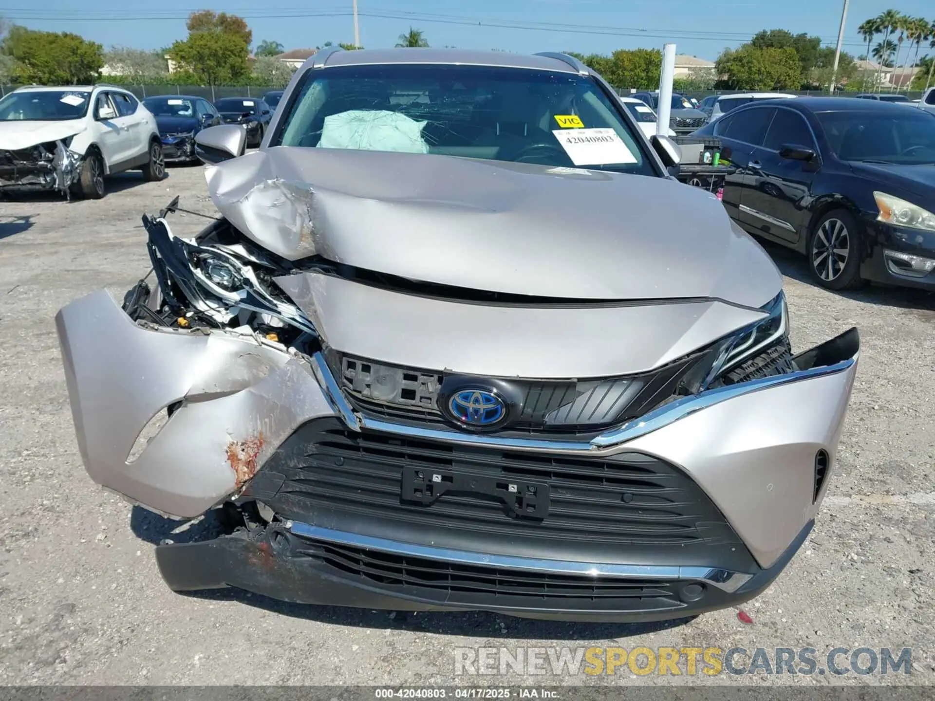 12 Photograph of a damaged car JTEAAAAH7MJ018650 TOYOTA VENZA 2021