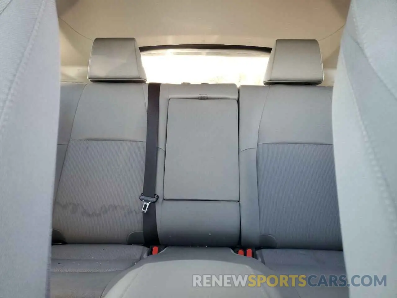 10 Photograph of a damaged car JTEAAAAH7MJ031219 TOYOTA VENZA 2021