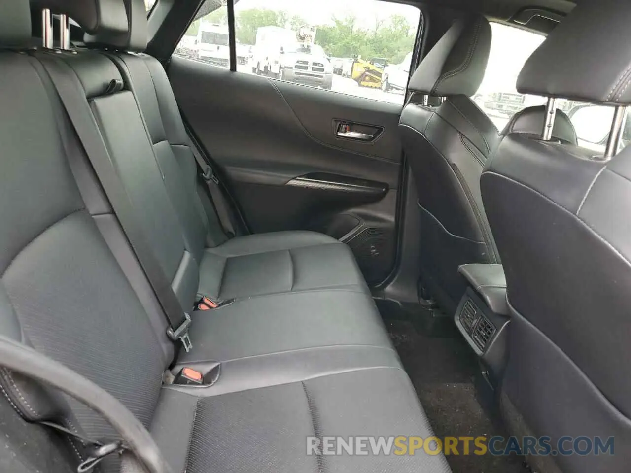 11 Photograph of a damaged car JTEAAAAH7MJ045122 TOYOTA VENZA 2021