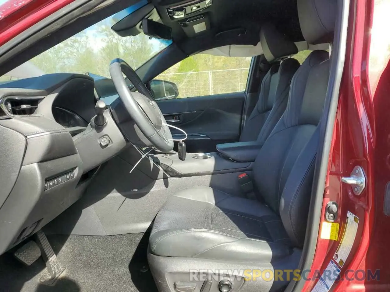 7 Photograph of a damaged car JTEAAAAH7MJ085779 TOYOTA VENZA 2021