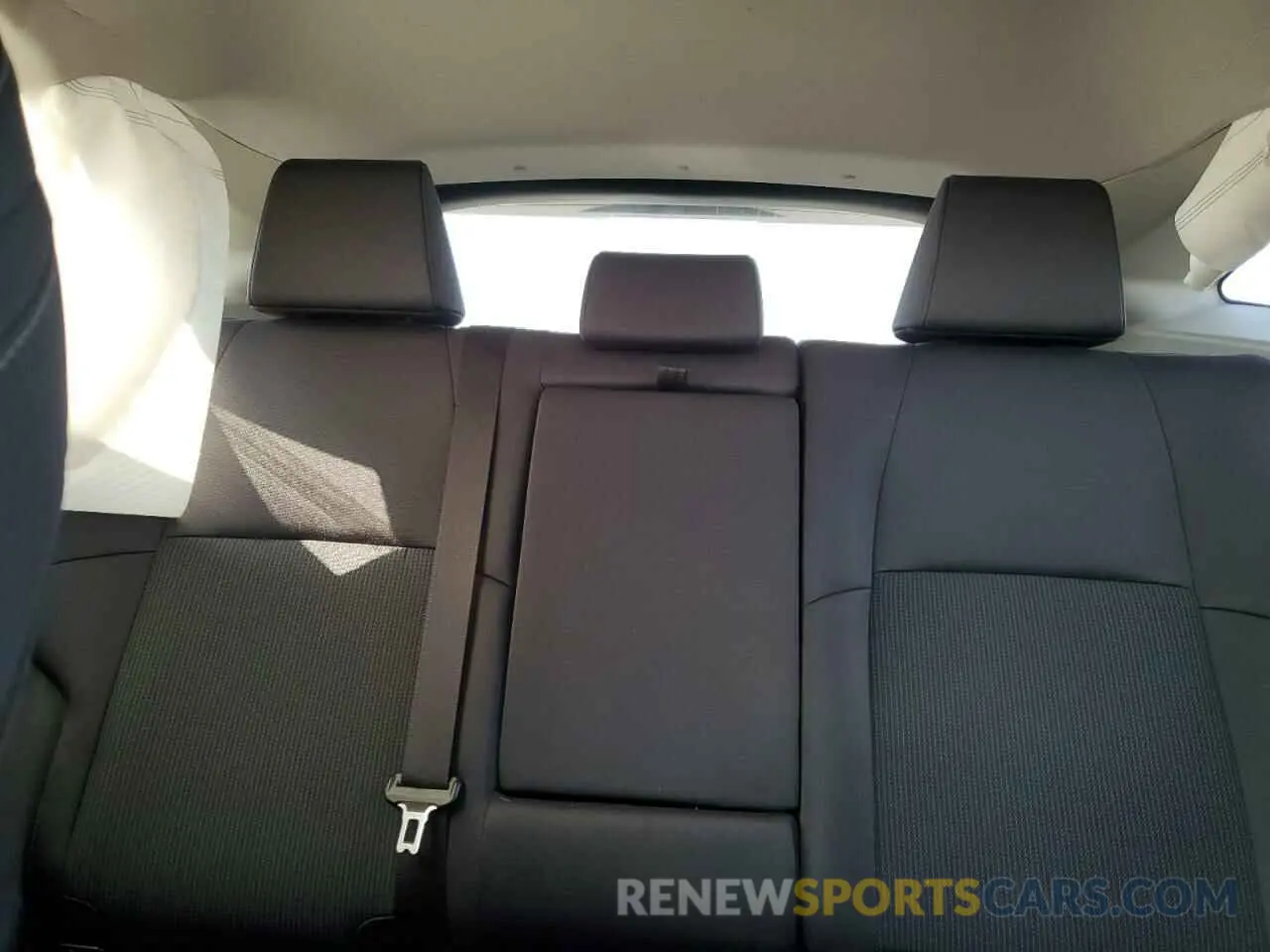 10 Photograph of a damaged car JTEAAAAH8MJ007902 TOYOTA VENZA 2021