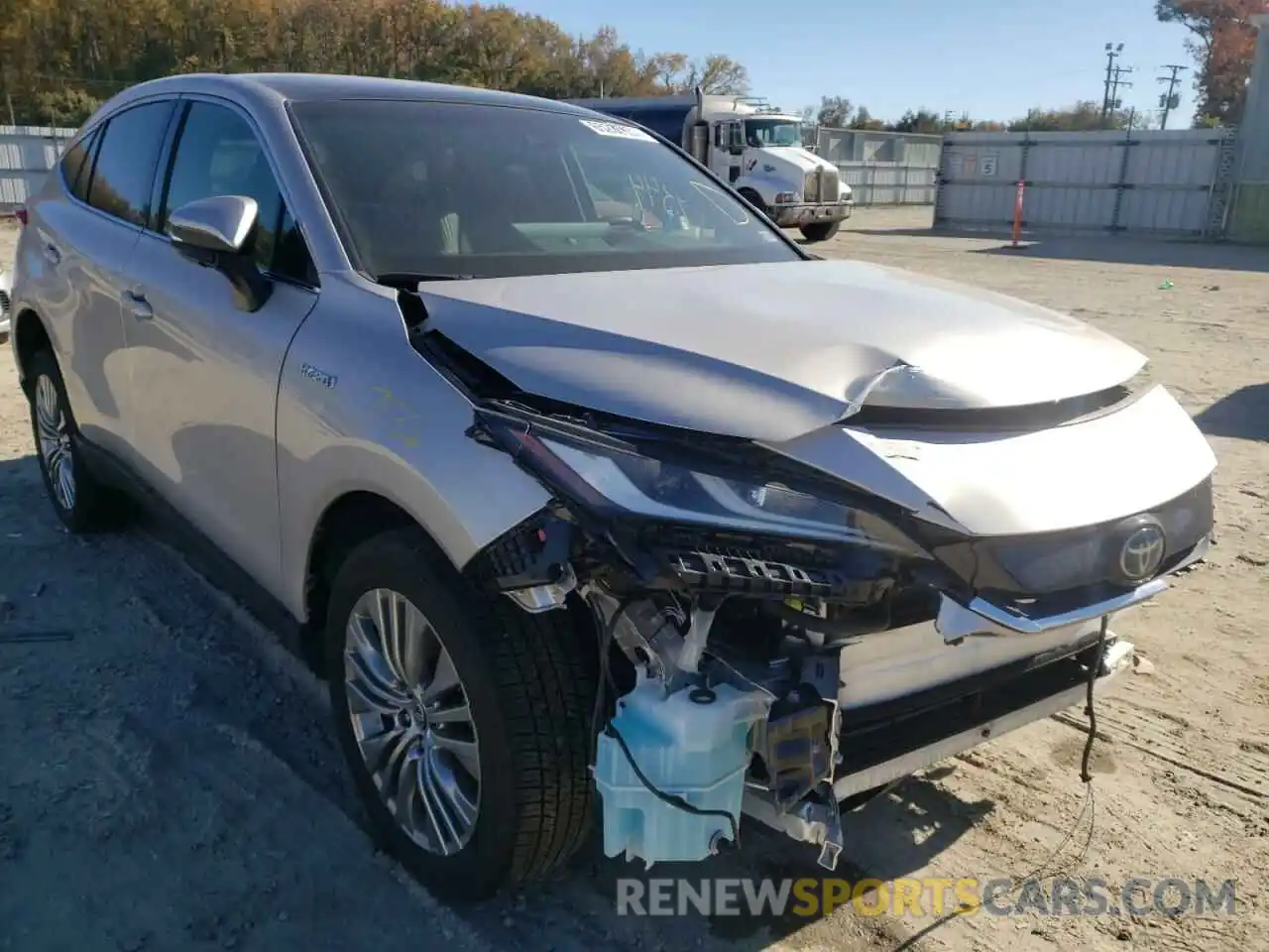 1 Photograph of a damaged car JTEAAAAH8MJ020102 TOYOTA VENZA 2021