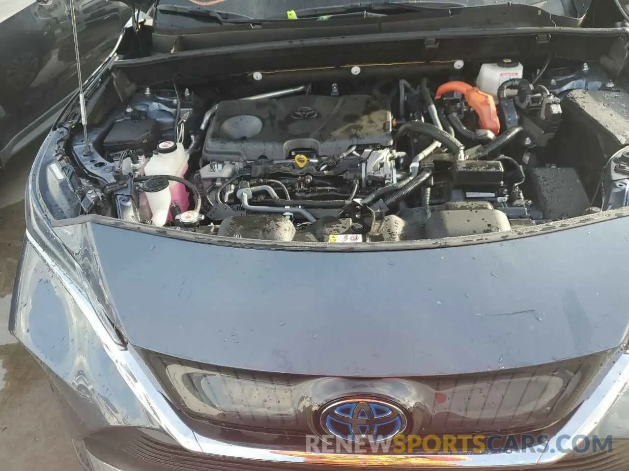 12 Photograph of a damaged car JTEAAAAH8MJ028670 TOYOTA VENZA 2021