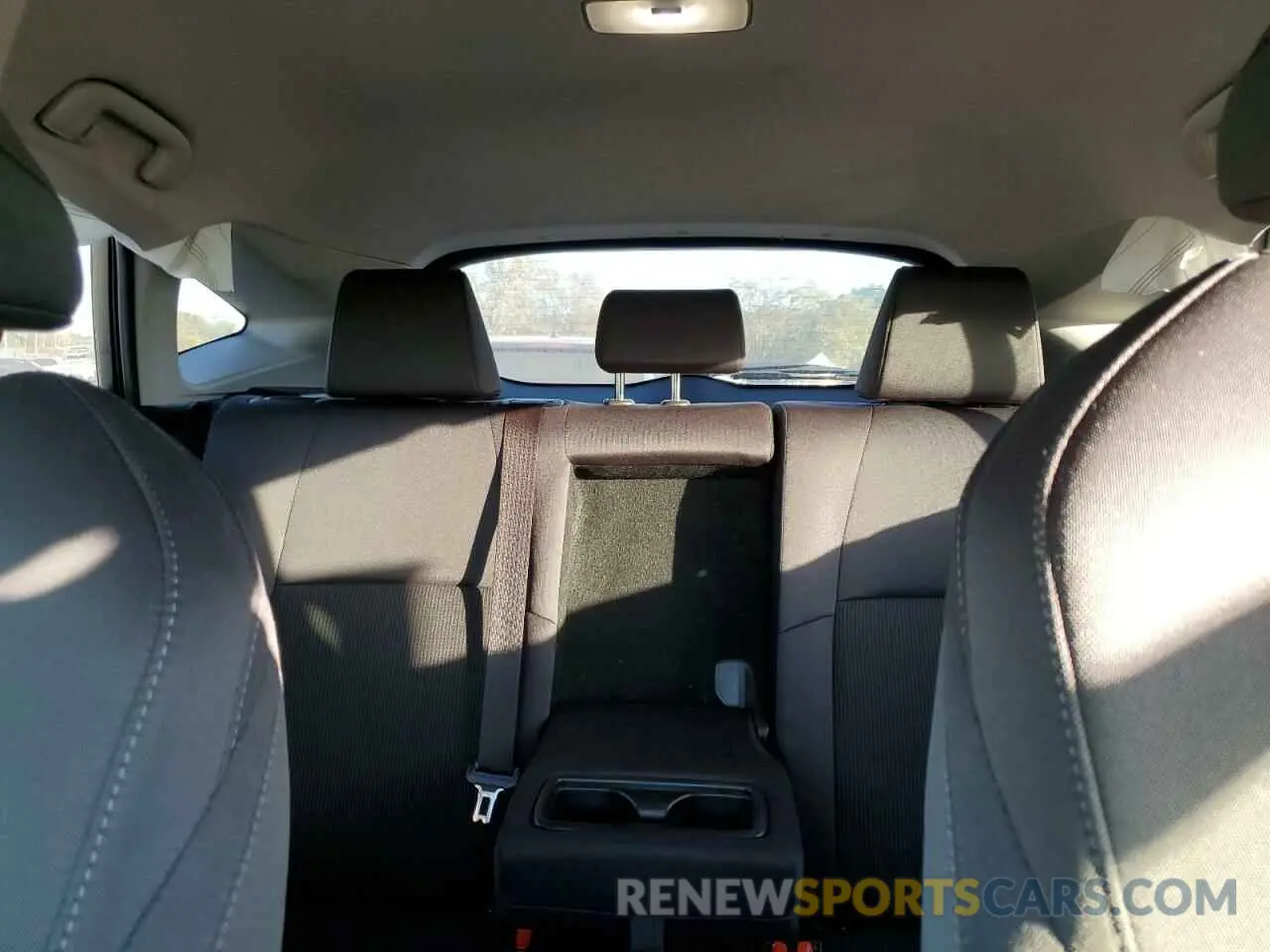 10 Photograph of a damaged car JTEAAAAH8MJ063757 TOYOTA VENZA 2021