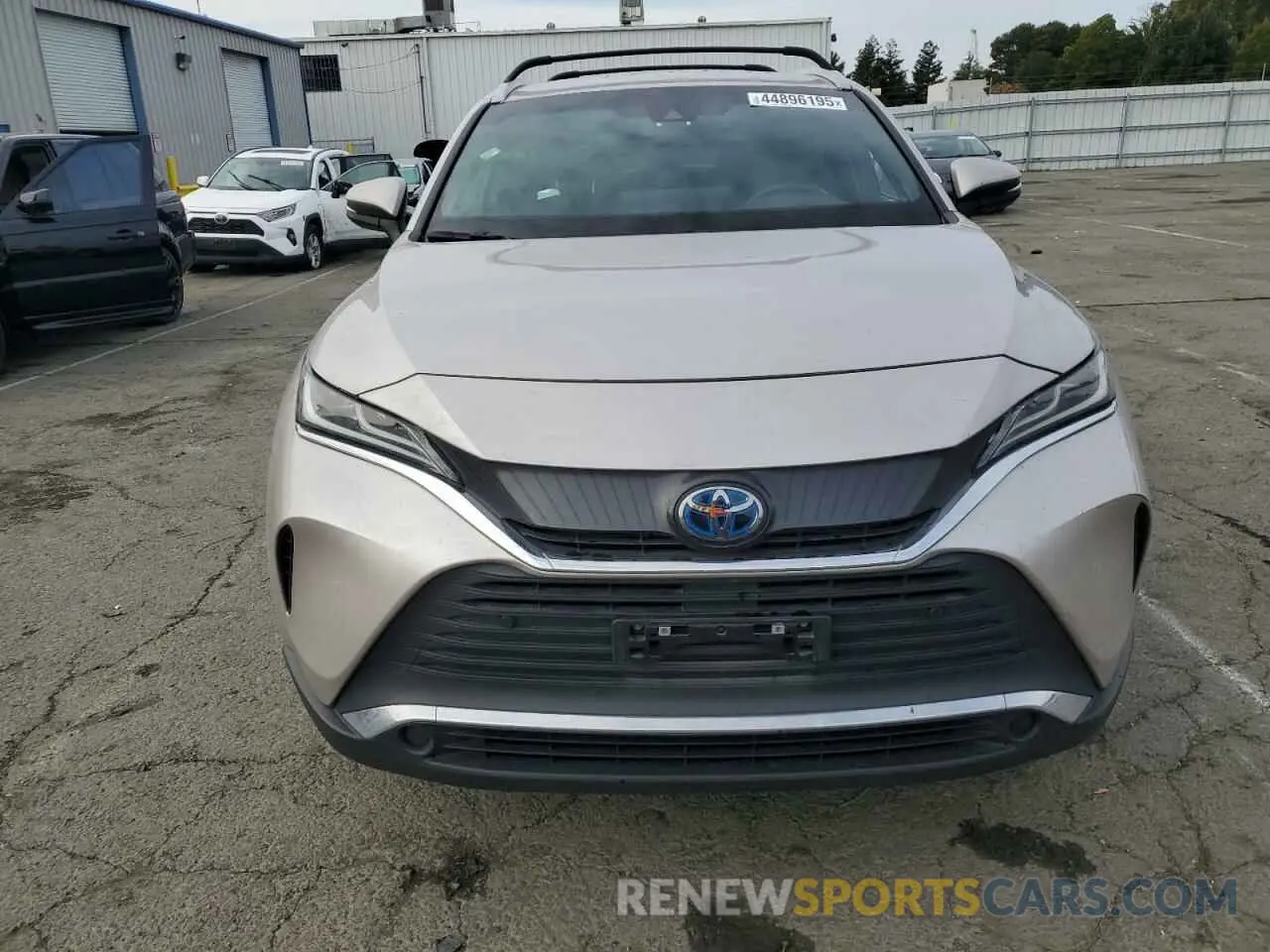 5 Photograph of a damaged car JTEAAAAH8MJ077643 TOYOTA VENZA 2021