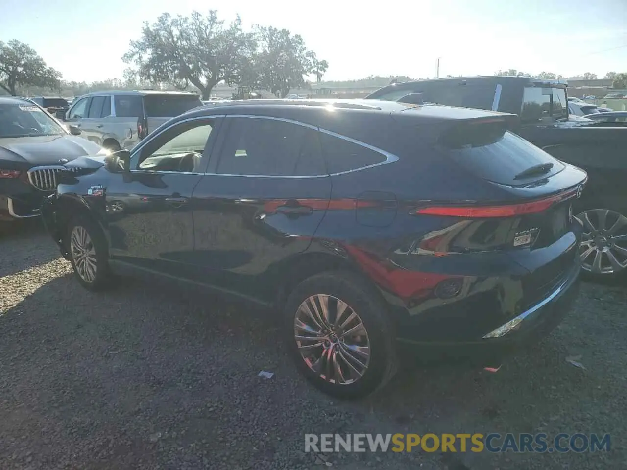 2 Photograph of a damaged car JTEAAAAH8MJ078579 TOYOTA VENZA 2021