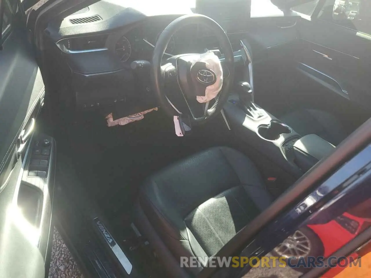 8 Photograph of a damaged car JTEAAAAH8MJ078579 TOYOTA VENZA 2021