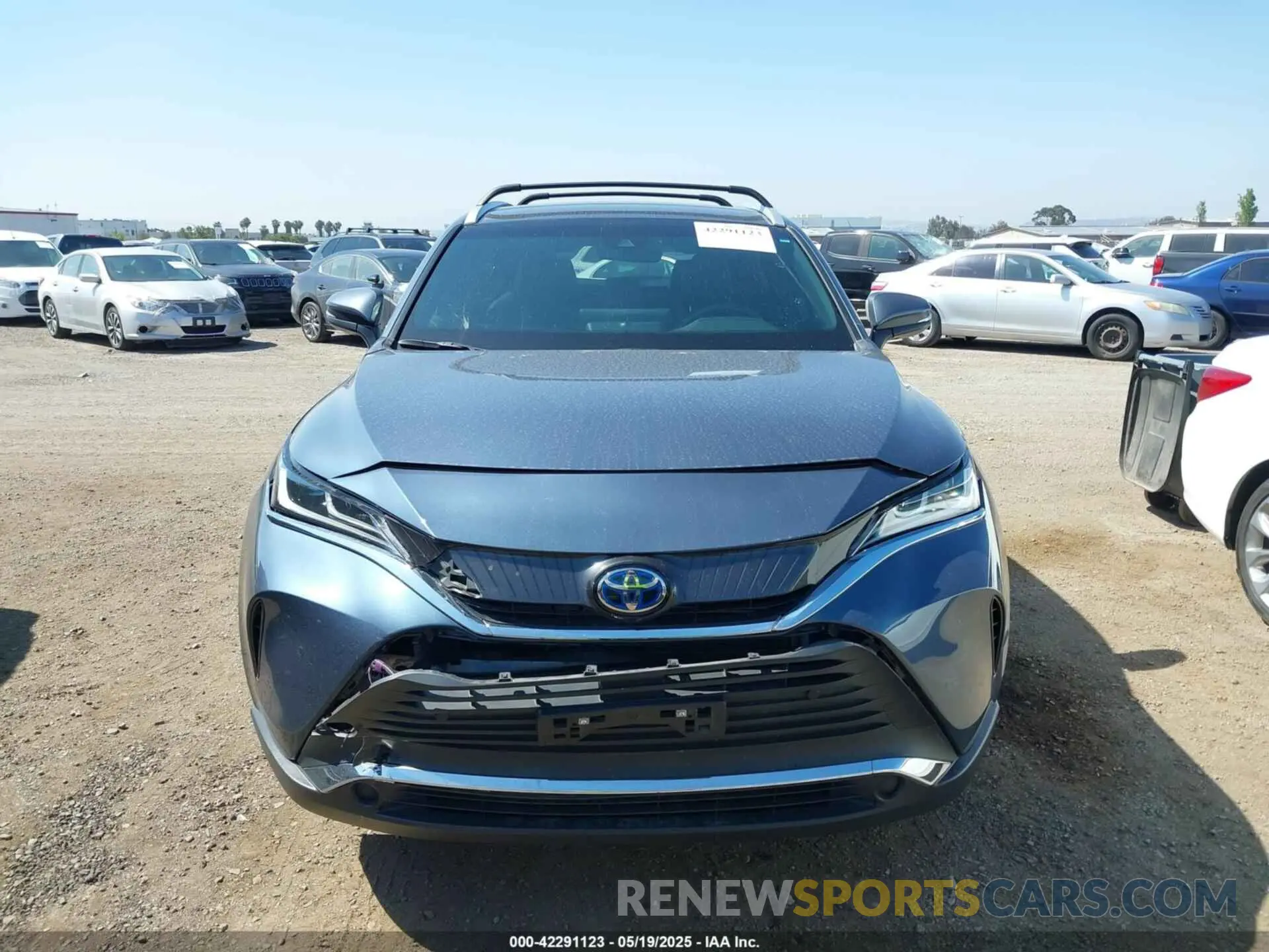 12 Photograph of a damaged car JTEAAAAH9MJ000411 TOYOTA VENZA 2021