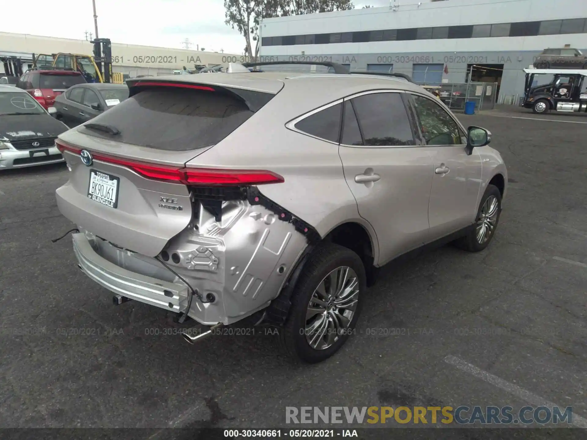 4 Photograph of a damaged car JTEAAAAH9MJ035742 TOYOTA VENZA 2021