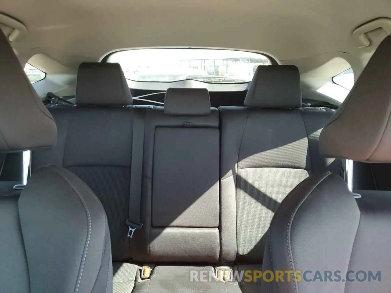 10 Photograph of a damaged car JTEAAAAH9MJ048720 TOYOTA VENZA 2021