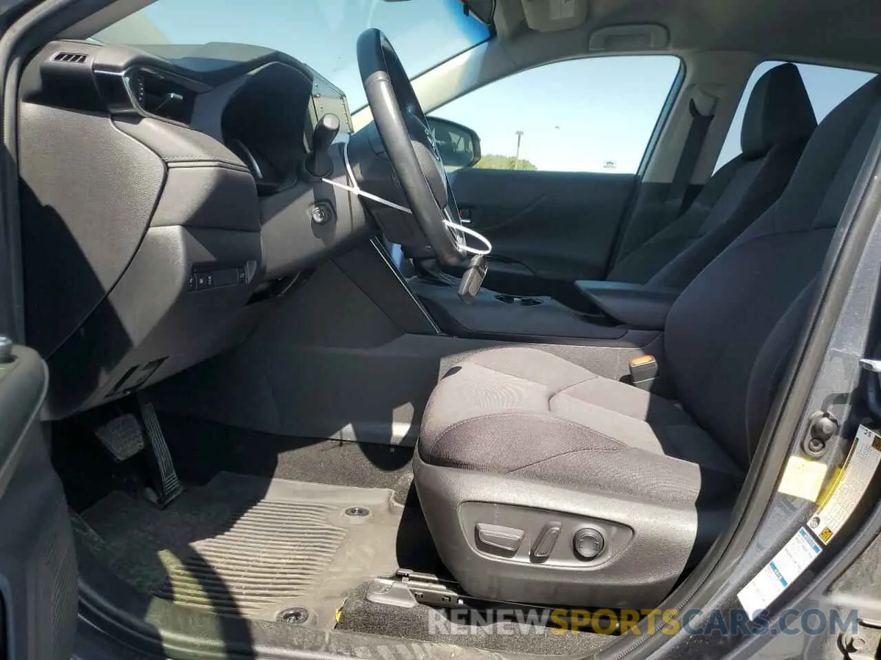 7 Photograph of a damaged car JTEAAAAH9MJ082723 TOYOTA VENZA 2021