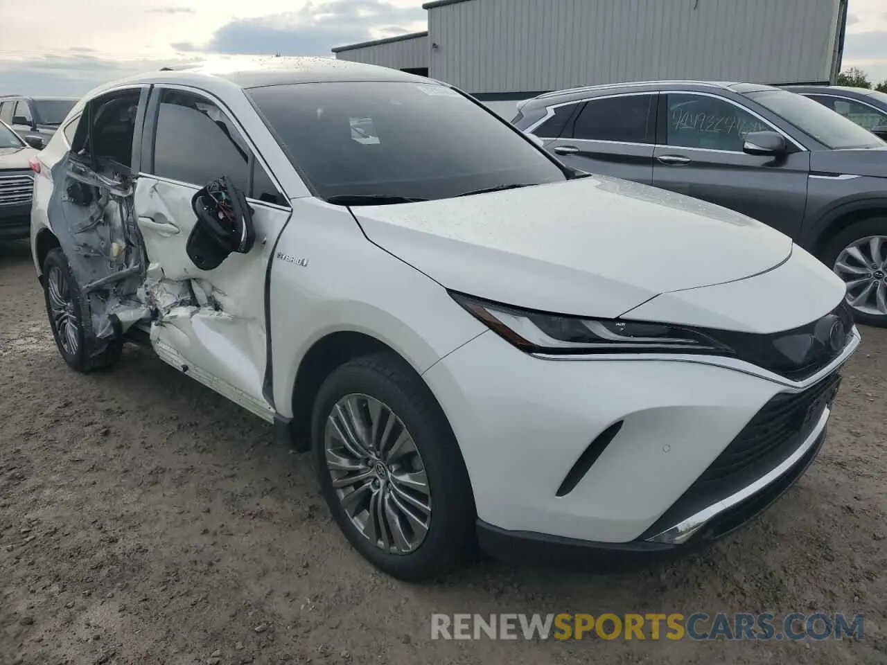 4 Photograph of a damaged car JTEAAAAHXMJ008386 TOYOTA VENZA 2021